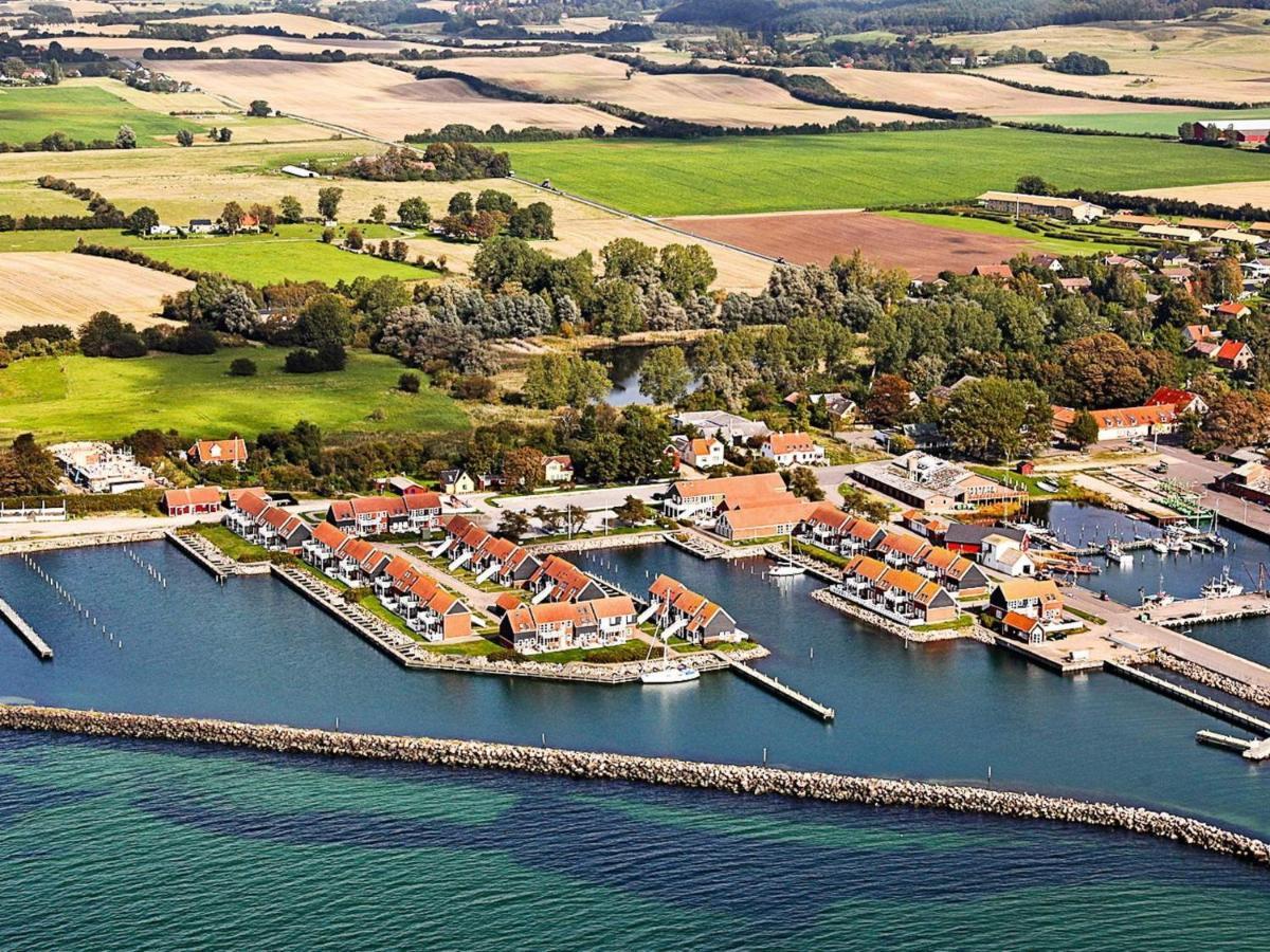 6 Person Holiday Home On A Holiday Park In Borre Eksteriør bilde